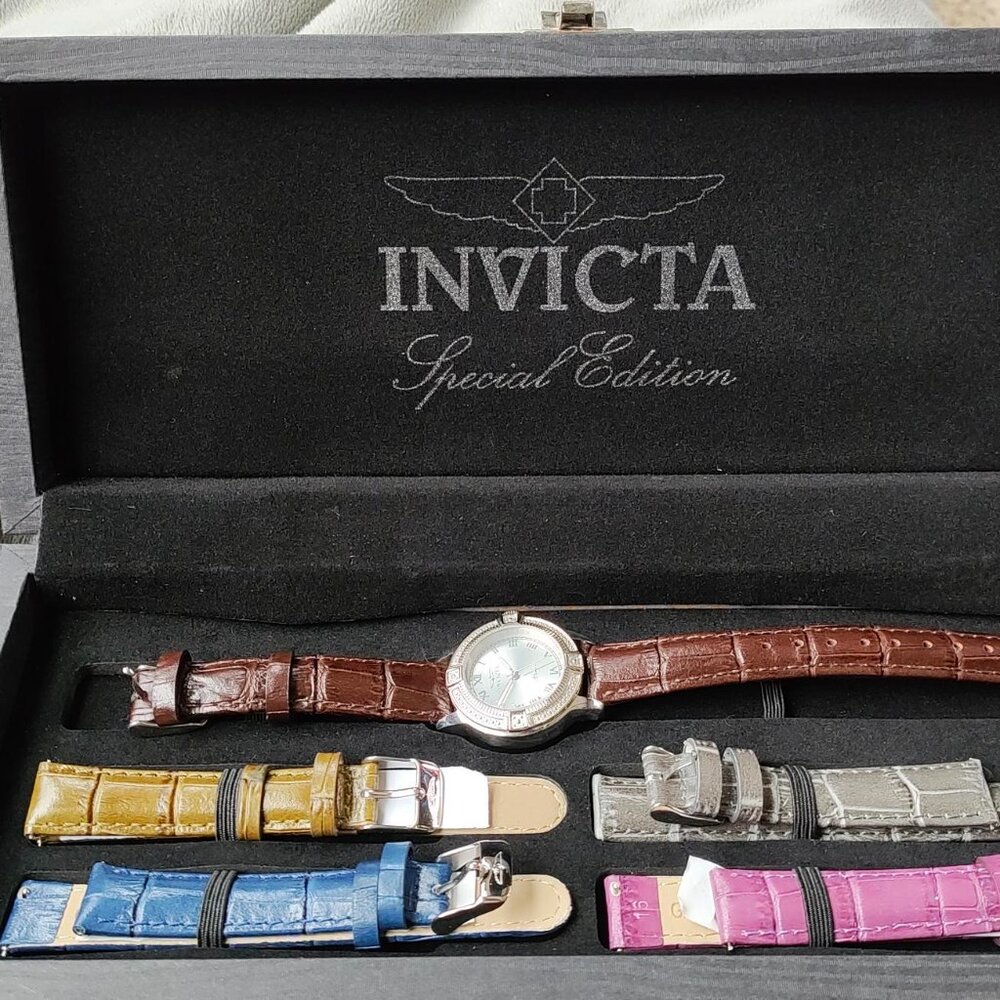 Invicta Angel Lady Model 15083 Ladies Quartz Watch With Extra Straps